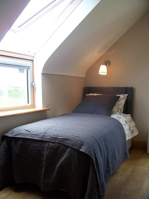 Blackberry Lodge Accommodation Doolin Habitación foto